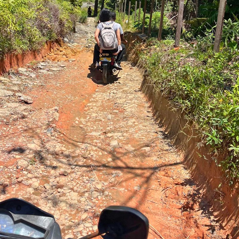 Ruta de acceso a La Barra, Colombia
