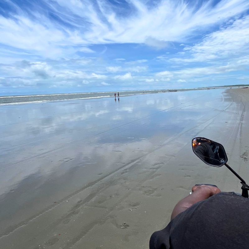 Marea baja en el Pacífico colombiano, La Barra