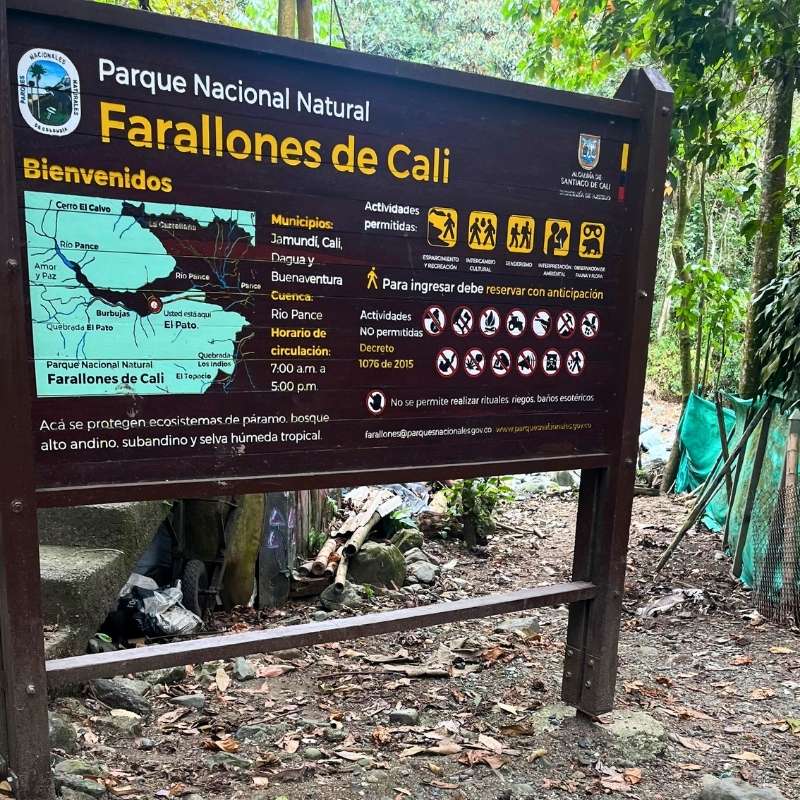 Ingreso turístico al Parque Farallones de Cali, Colombia
