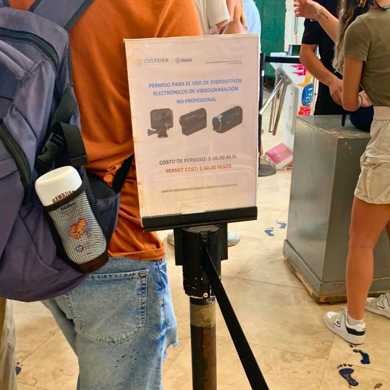 Tarifa para usar cámara dentro de Chichén Itzá